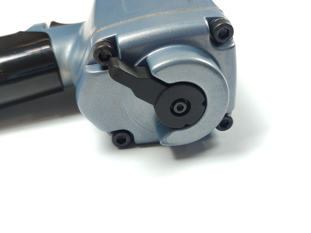 750nm Heavy Duty Small Air Impact Wrench Gun 1/2 In 1.7kg cân nặng